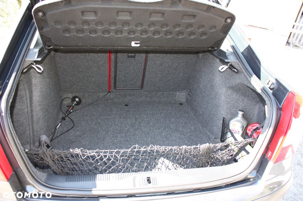 Skoda Octavia 2.0 TDI DPF DSG Laurin & Klement - 15