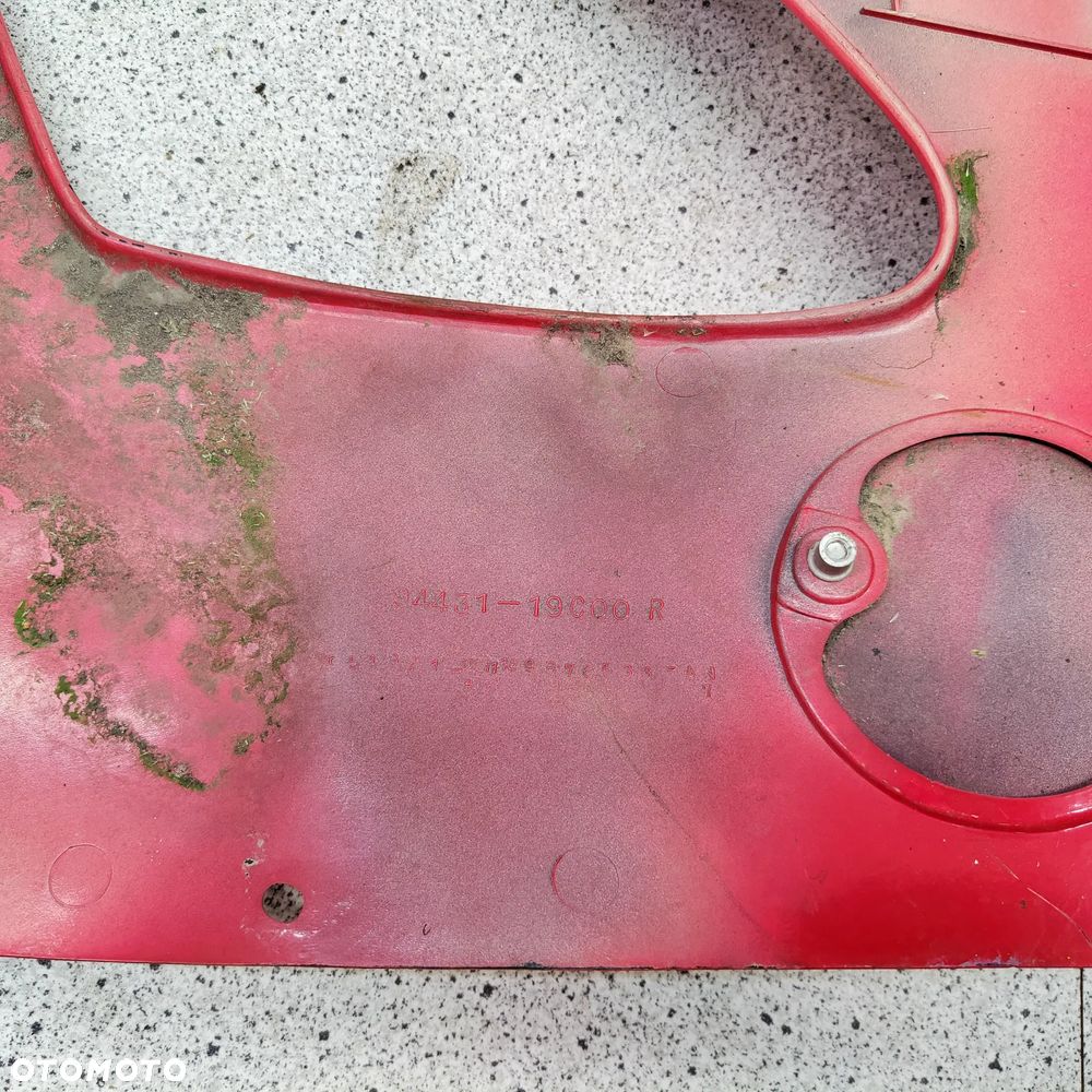 Owiewka, osłona prawa, bok, boczek prawy Suzuki GSX-F 600 750 GSXF 600 750 - 21