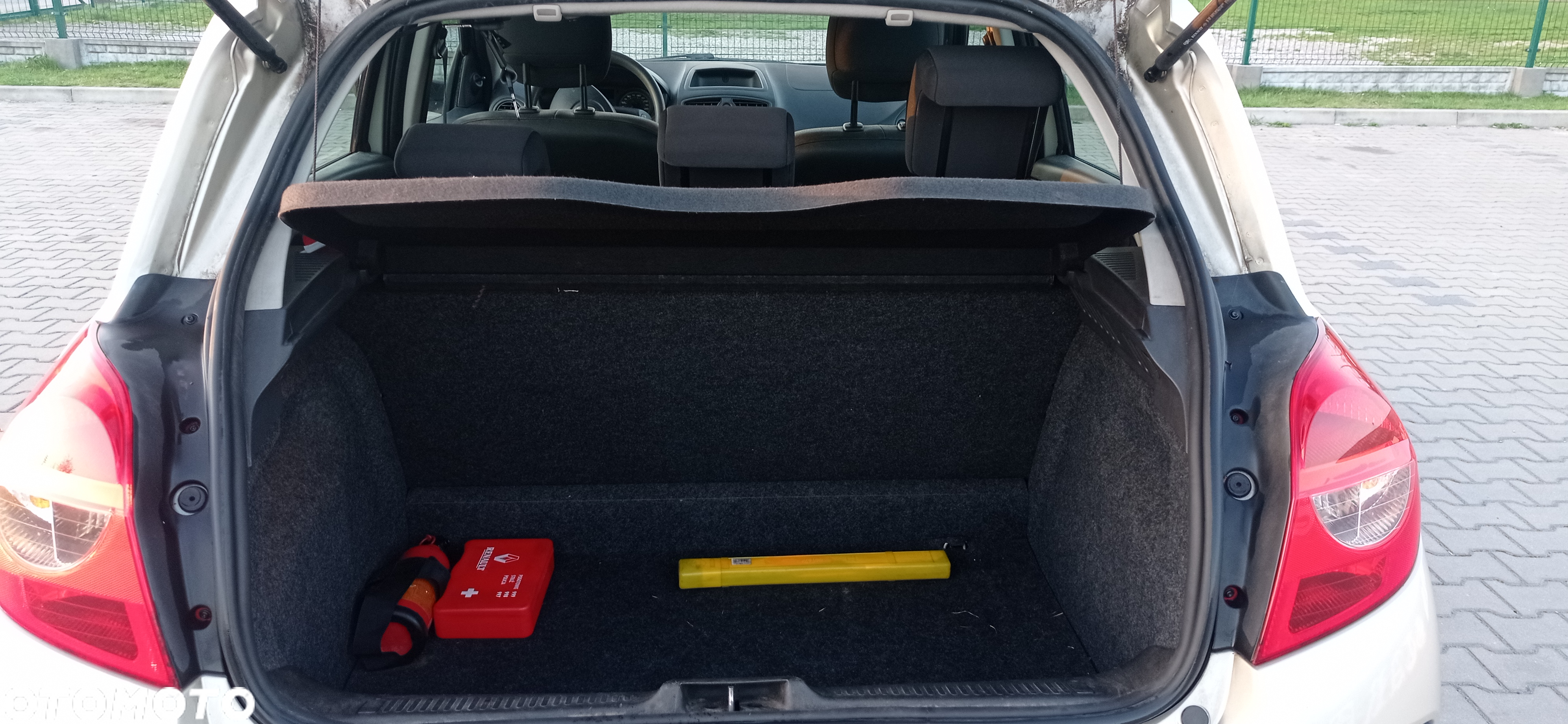 Renault Clio 1.2 16V Wind - 16