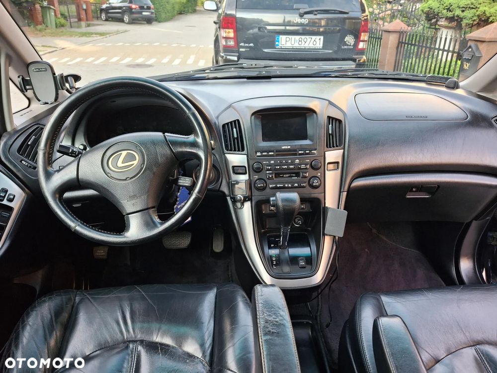 Lexus RX Lux - 17