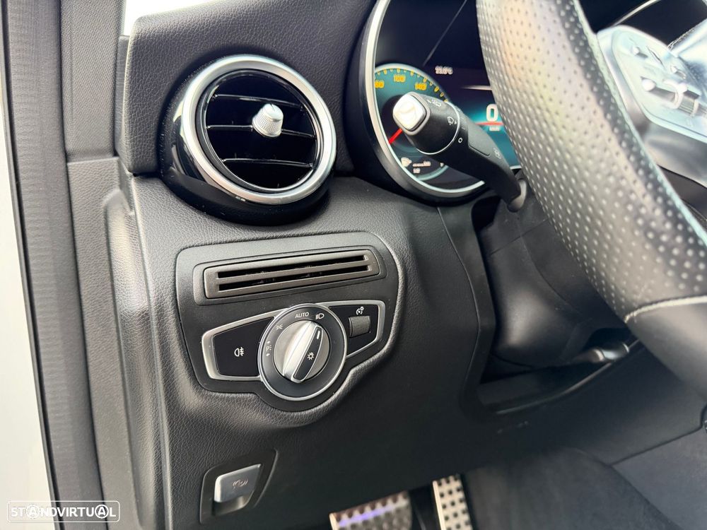 Mercedes-Benz GLC 300 e Coupé 4Matic - 41