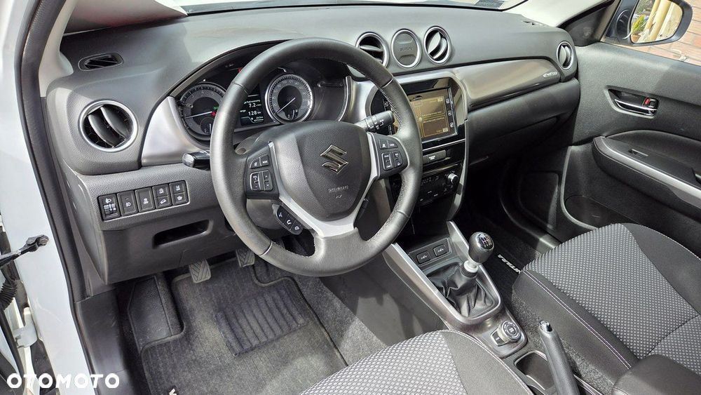 Suzuki Vitara 1.4 Boosterjet Premium 4WD - 13
