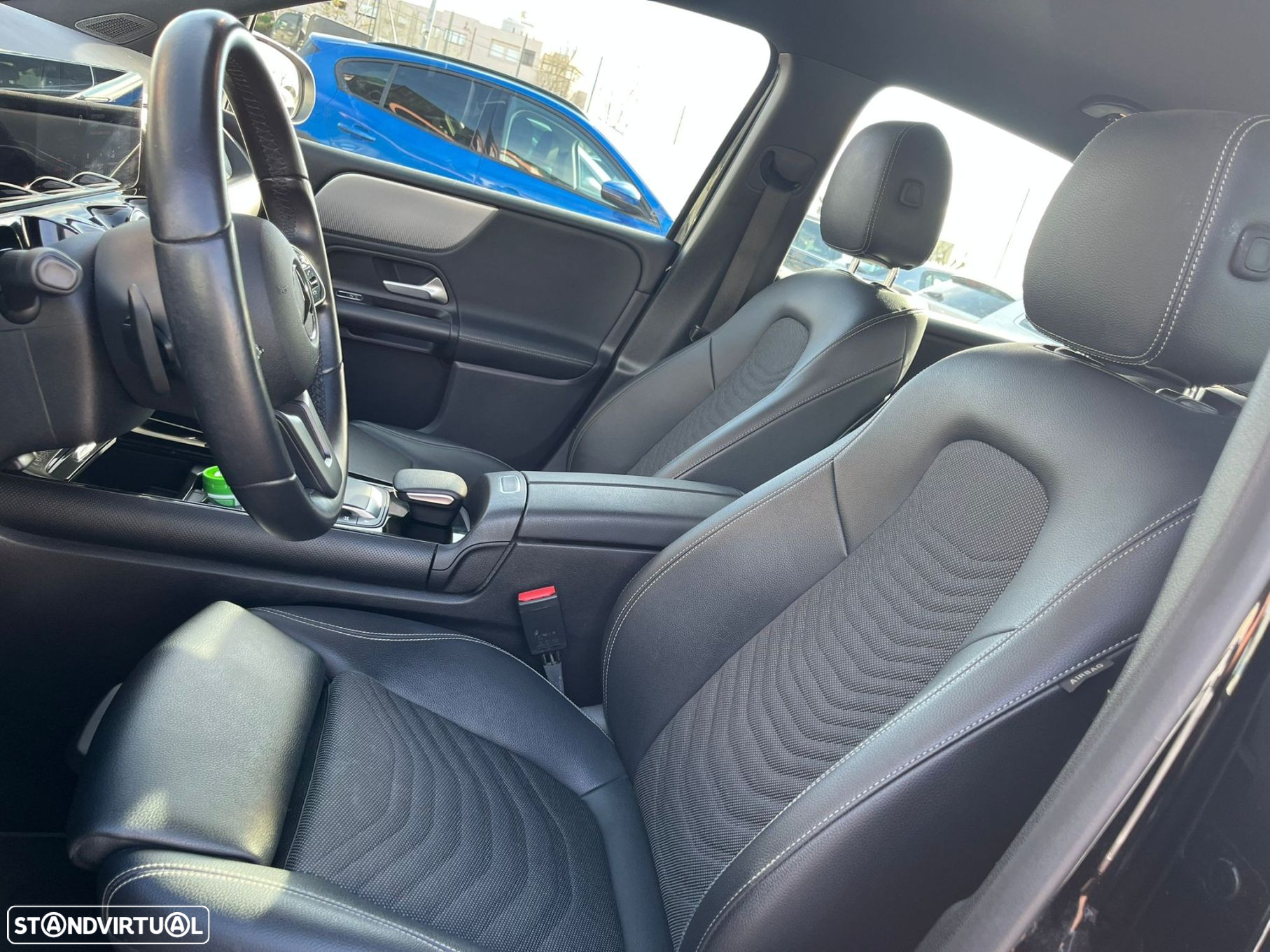 Mercedes-Benz B 180 d 8G-DCT Style - 27