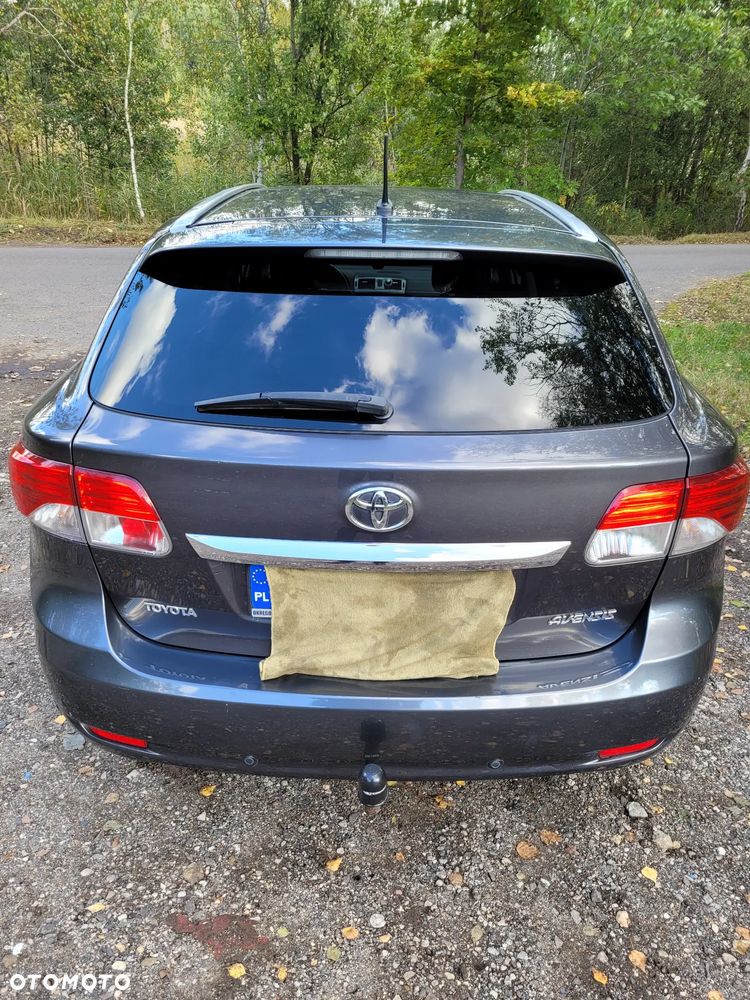 Toyota Avensis 1.8 Prestige MS - 4