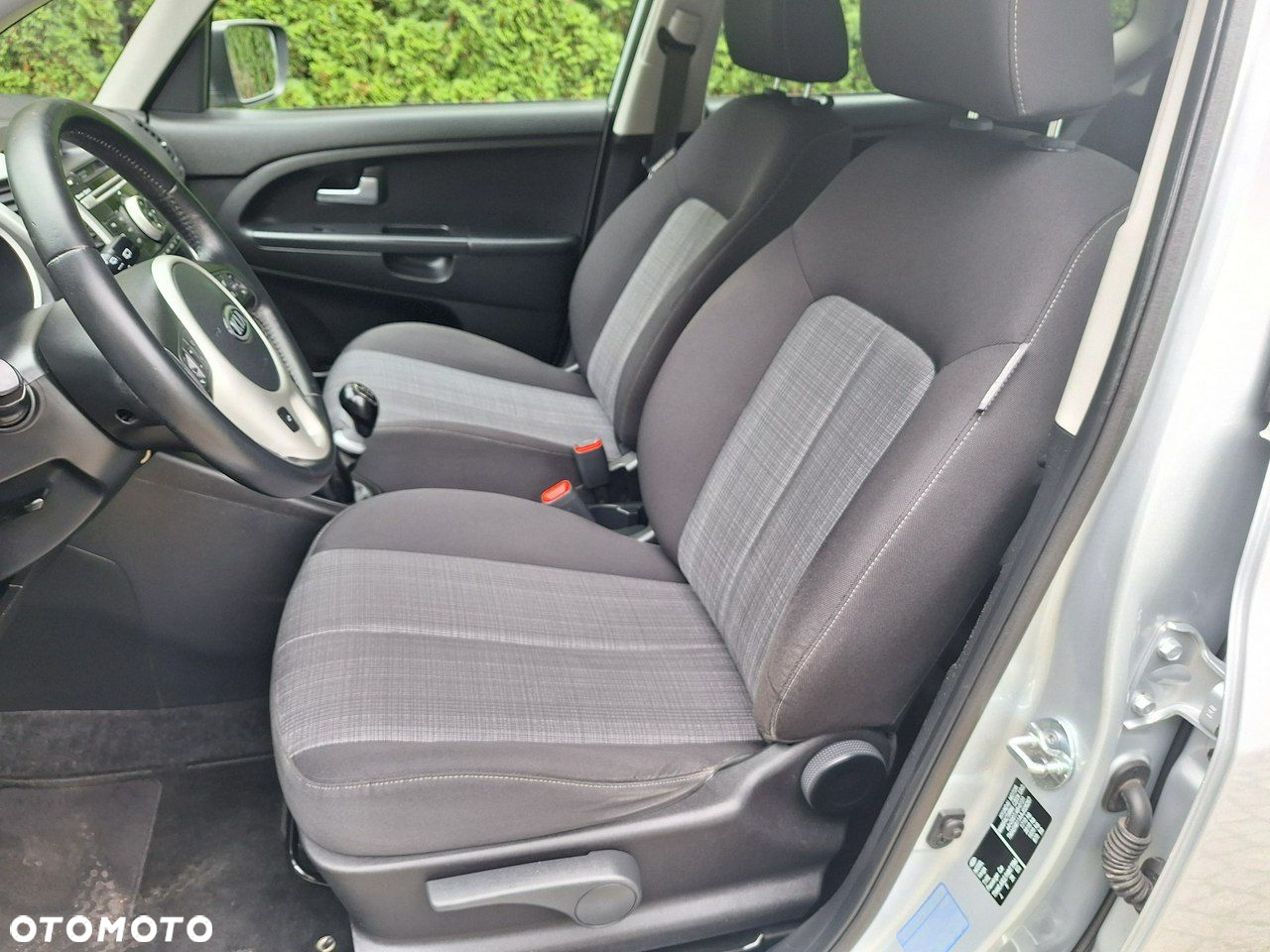Kia Venga 1.4 CVVT Spirit - 9