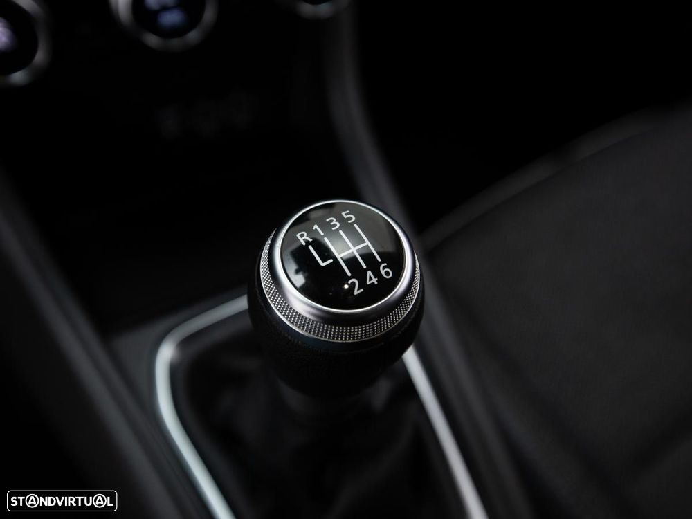 Renault Captur 1.0 TCe Intens - 19