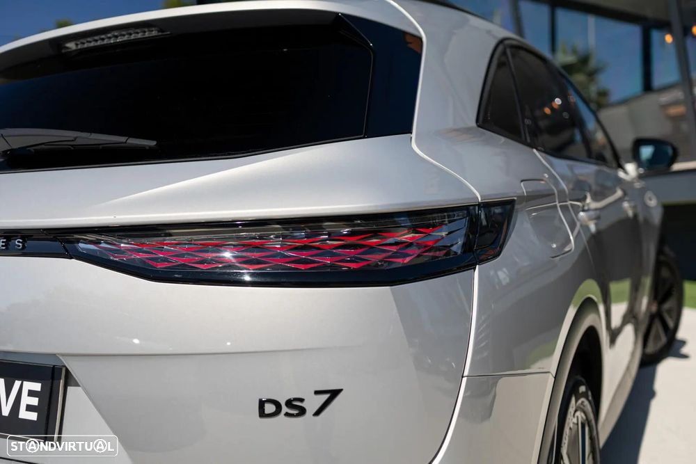 DS DS7 Crossback E-Tense Performance Line EAT8 - 31