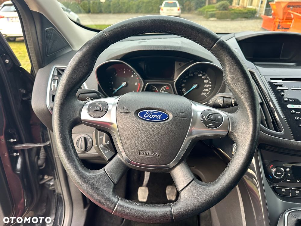 Ford Kuga 2.0 TDCi 4x4 Titanium - 23