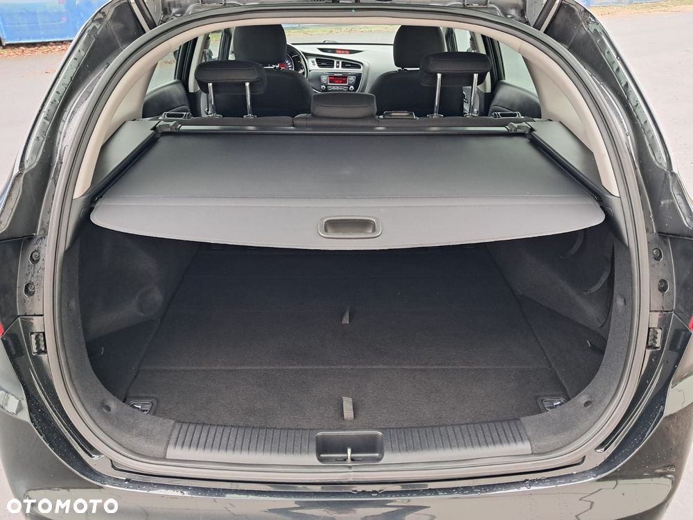 Kia Ceed 1.6 GDI M - 12