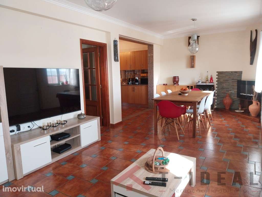 Moradia T3+1 próxima das praias - Grande imagem: 2/37