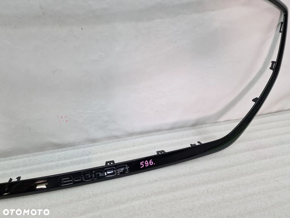 AUDI Q4 E-TRON 89A 20- CHROM / RAMKA ATRAPY / GRILLA PRZEDNIEGO PRZÓD , NR 89A807715 , NR AUKCJI GL596 - 6
