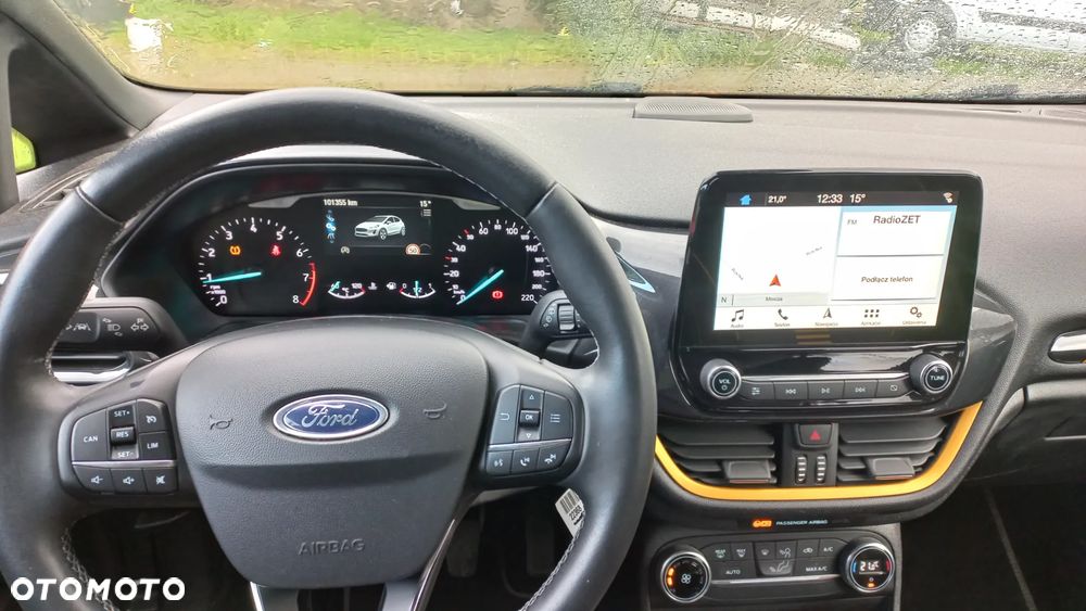 Ford Fiesta 1.0 EcoBoost SYNC Edition - 17