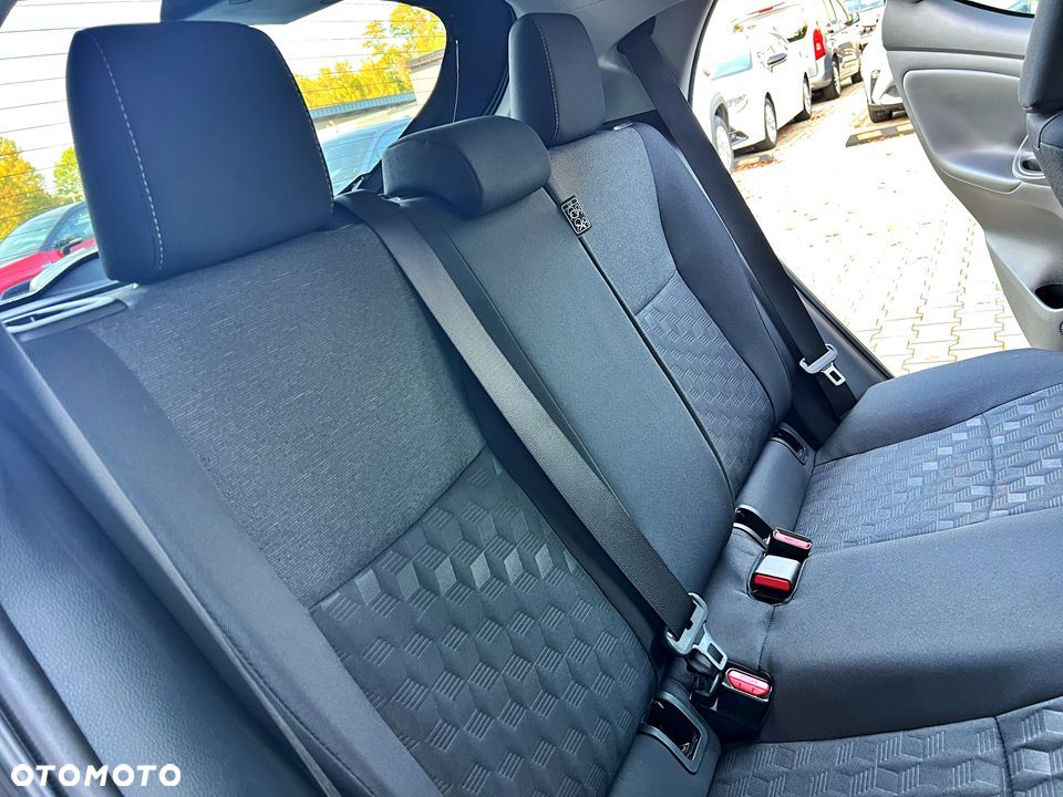Toyota Yaris Hybrid 1.5 Style - 17