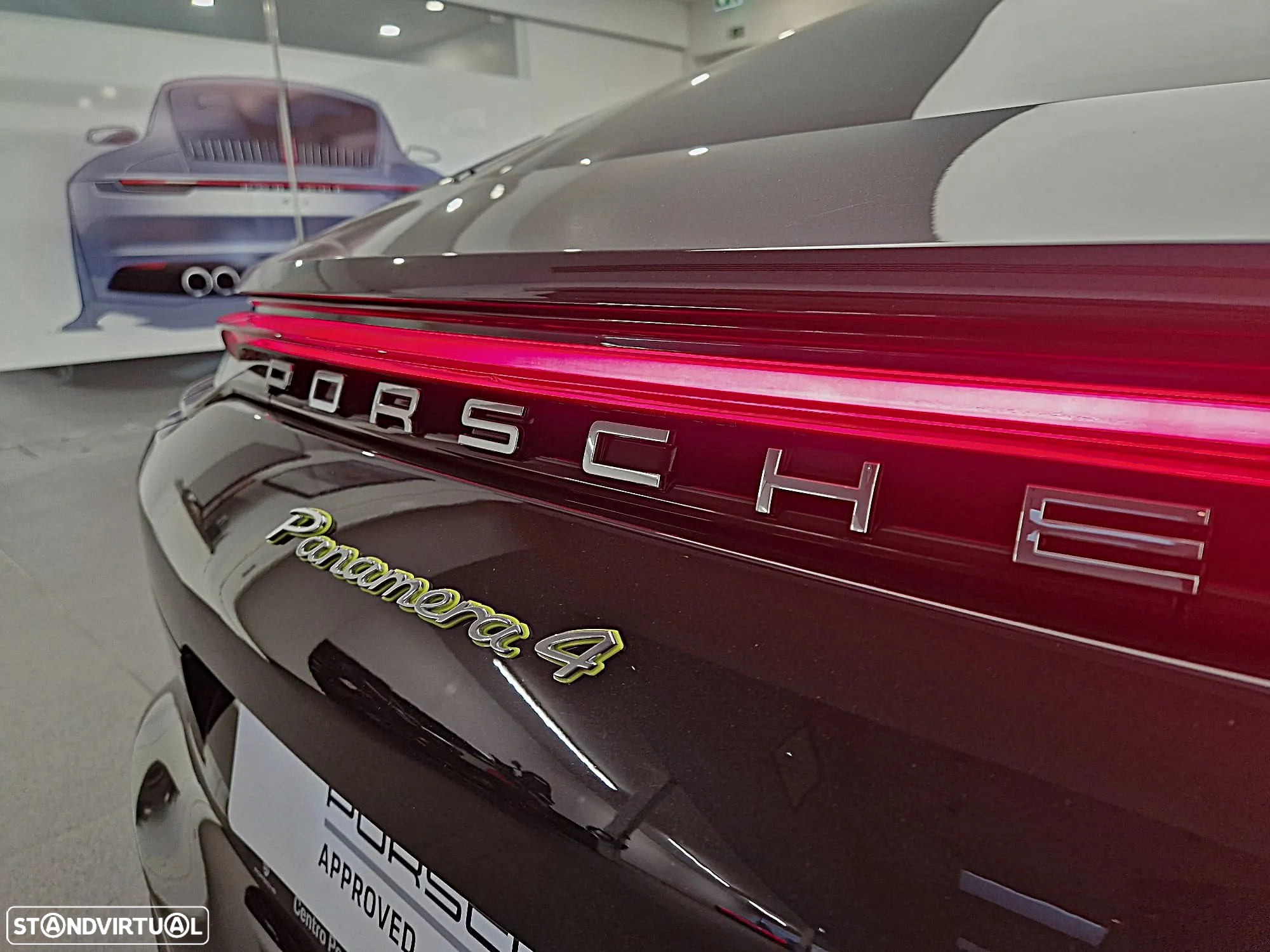 Porsche Panamera 4 E-Hybrid - 8