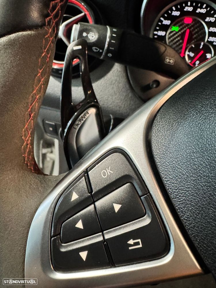 Mercedes-Benz CLA 45 AMG 4-Matic - 19