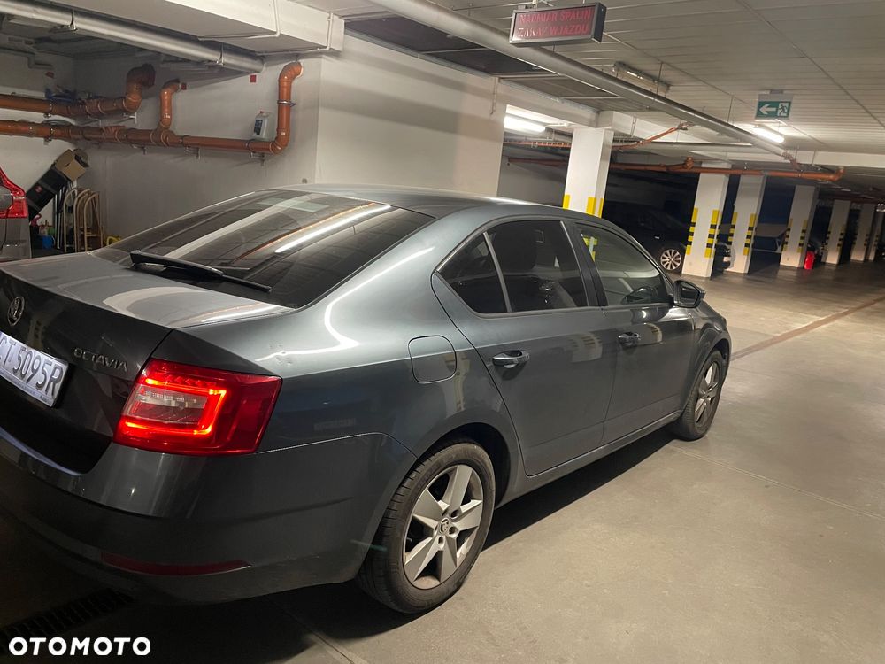 Skoda Octavia 1.4 TSI Ambition - 8