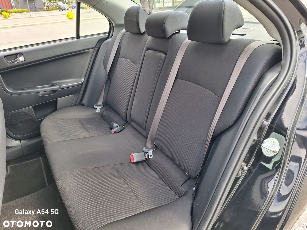 Mitsubishi Lancer 2.0 DI-D Instyle - 32