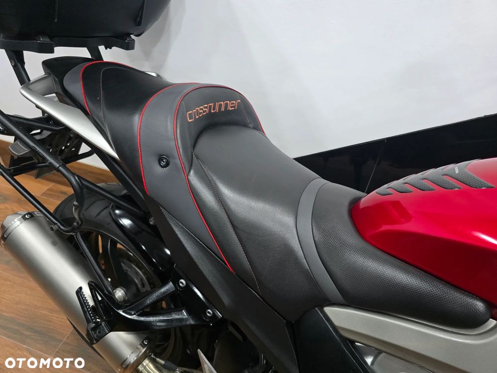 Honda VFR - 23