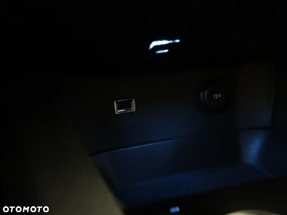 Peugeot 5008 1.5 BlueHDi GT S&S EAT8 - 30