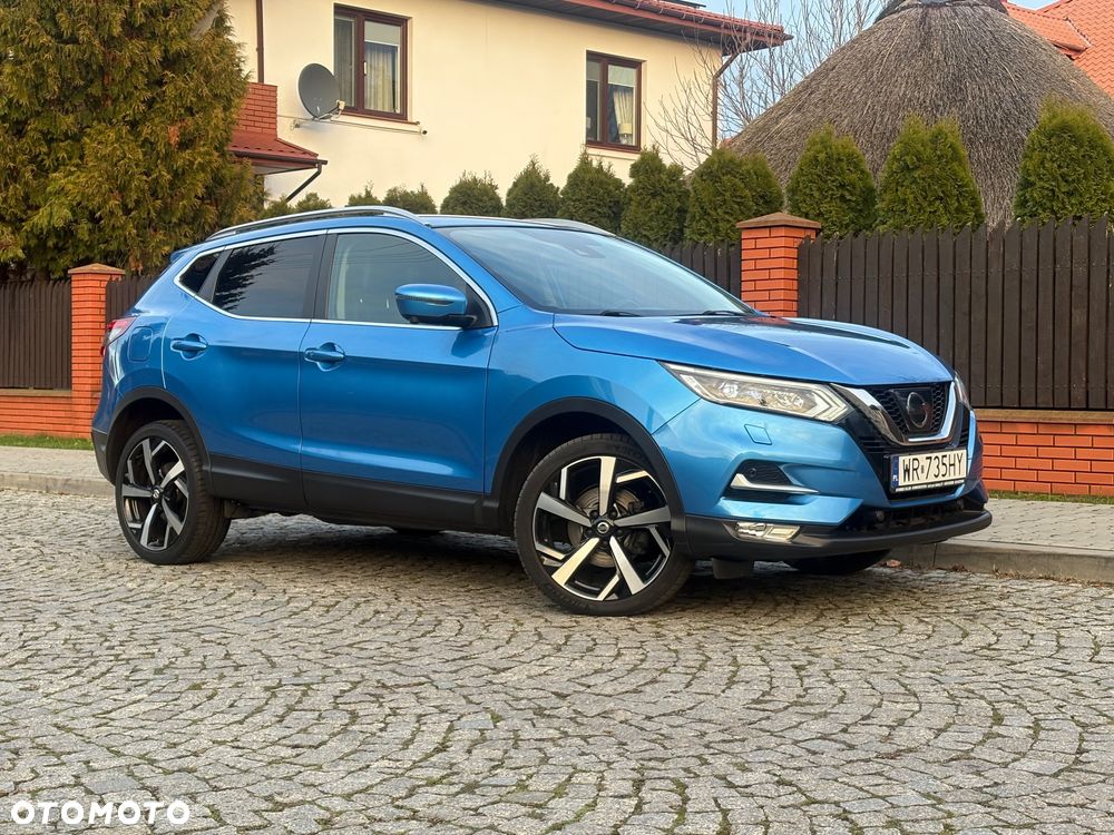 Nissan Qashqai 1.6 DIG-T TEKNA+ - 1