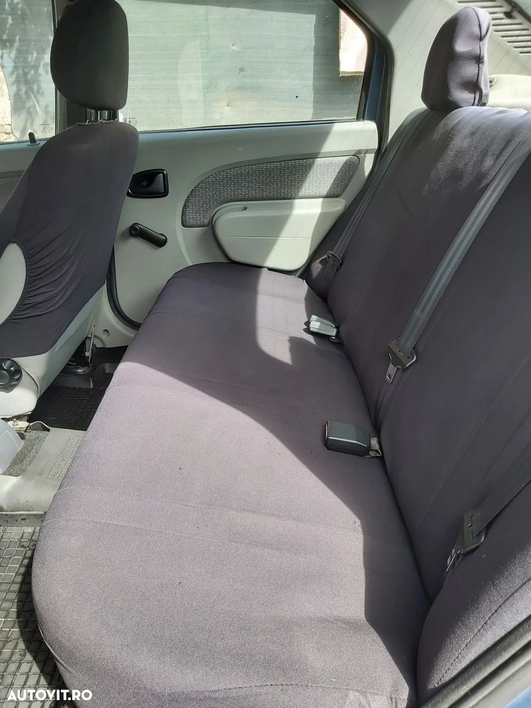 Dacia Logan 1.4 MPI Laureate - 10