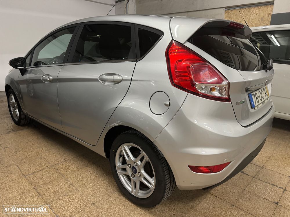 Ford Fiesta 1.0 T EcoBoost Titanium - 9