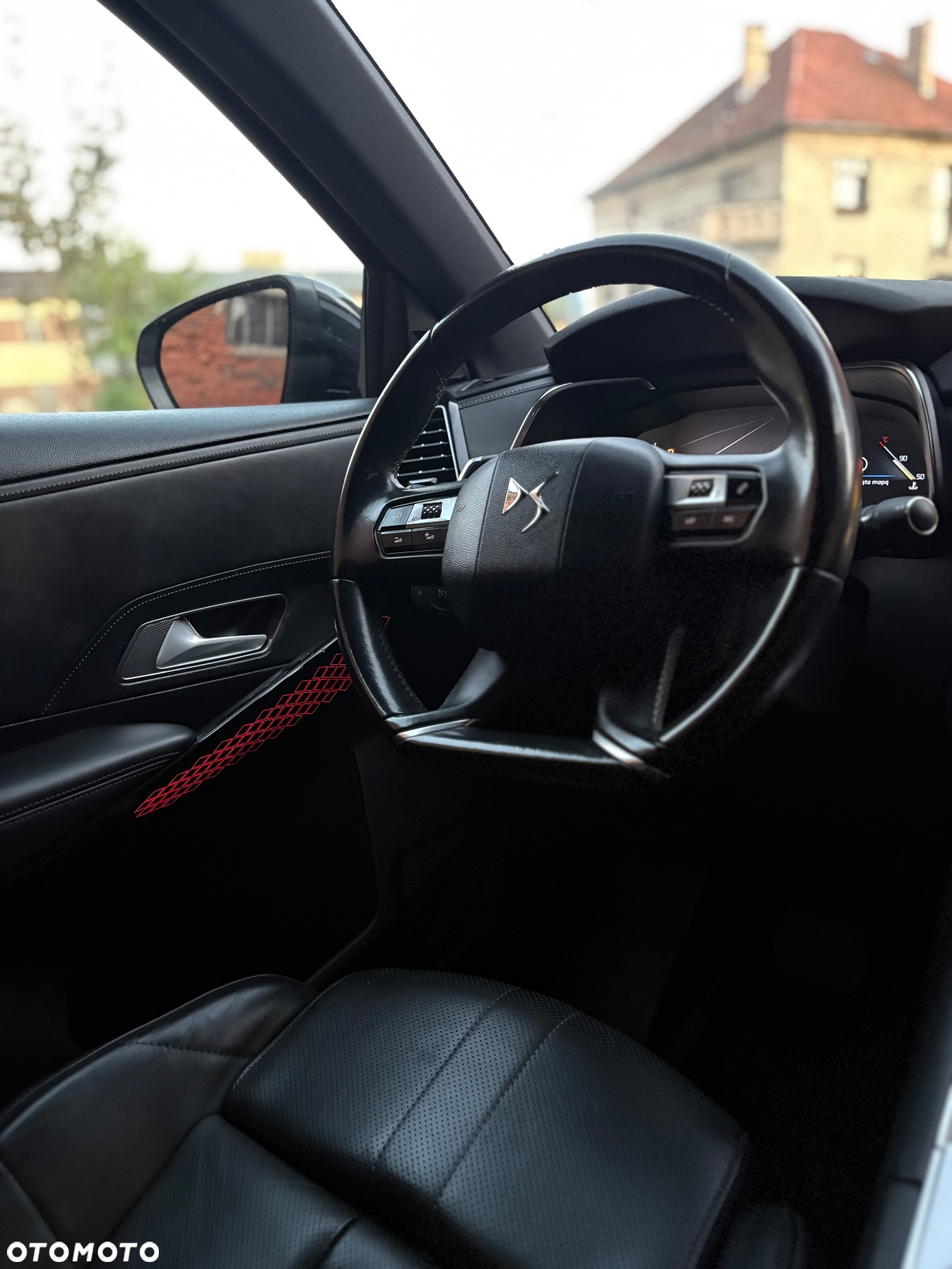 DS Automobiles DS 7 Crossback - 9