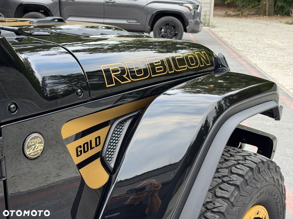 Jeep Wrangler - 11