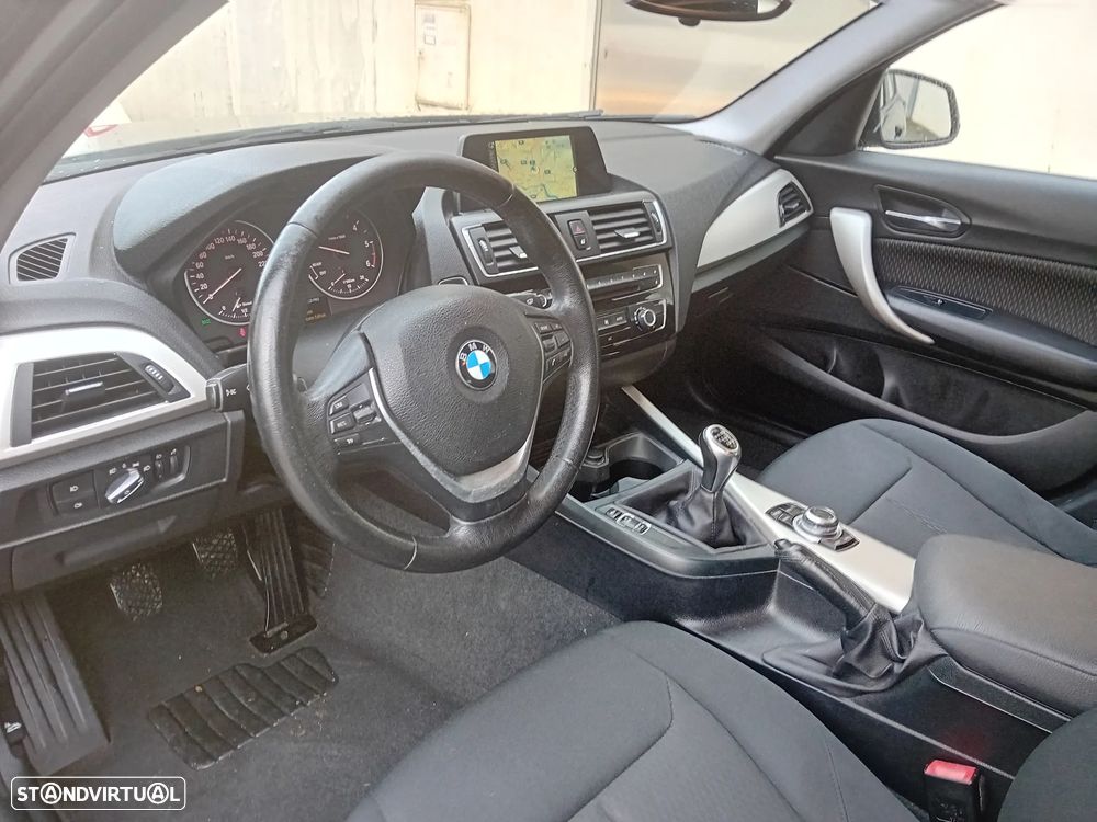 BMW 116 d EDynamics Line Urban - 30