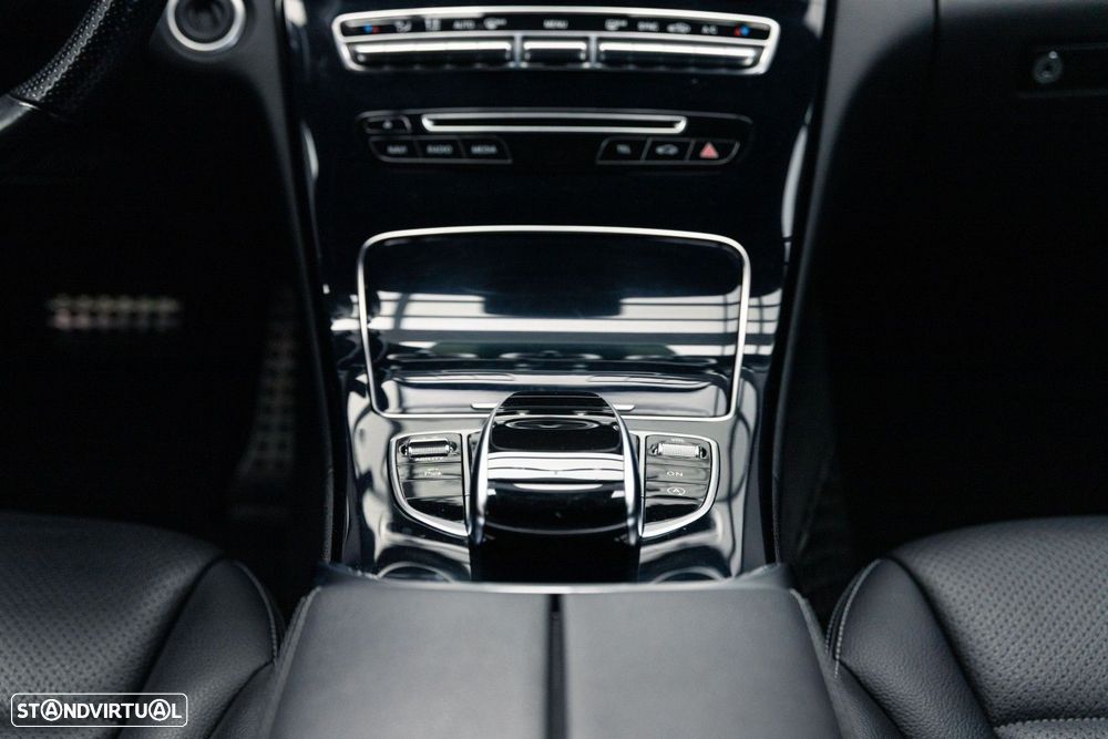 Mercedes-Benz C 250 d AMG Line Aut. - 39