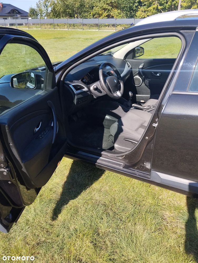 Renault Megane 1.6 16V 110 Dynamique - 9