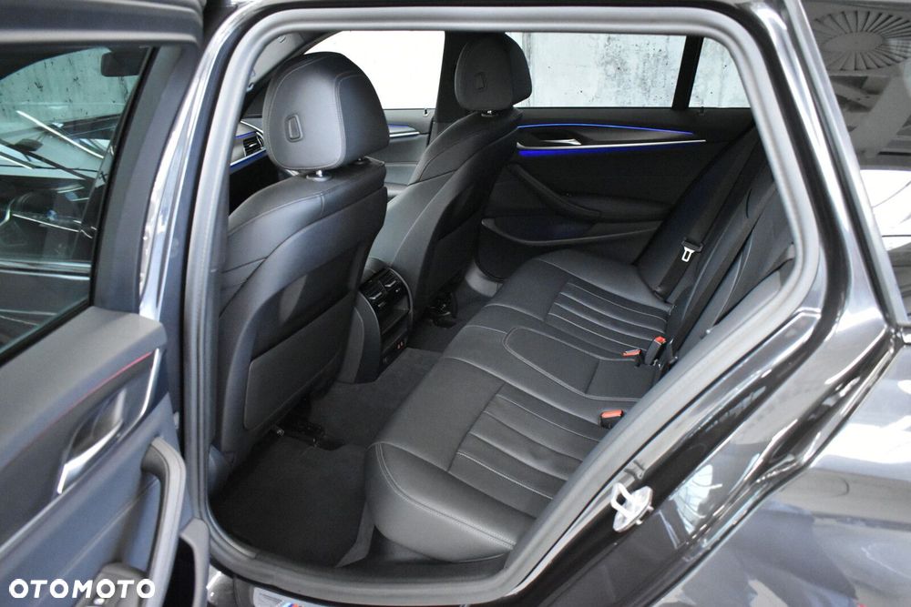 BMW Seria 5 520d xDrive mHEV M Sport sport - 21