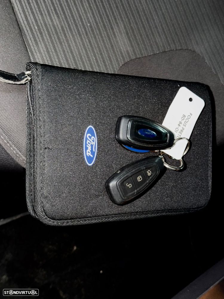 Ford Focus 1.0 SCTi Titanium - 32