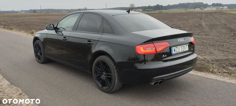 Audi A4 Limousine 2.0 TDI DPF Ambiente - 5