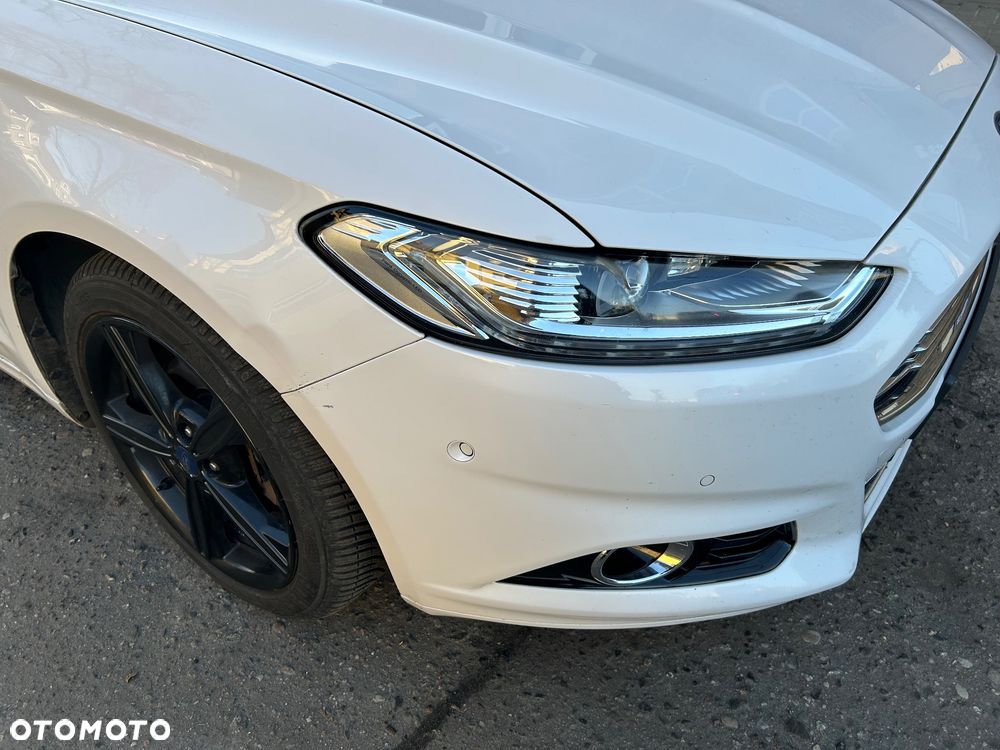 Ford Fusion 2.0 EcoBoost Titanium - 10