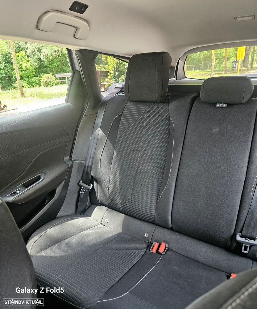 Peugeot 308 SW BlueHDi 130 EAT8 Allure - 24