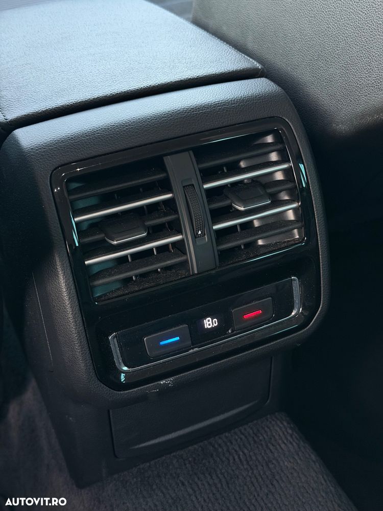 Volkswagen Passat Variant 2.0 TDI SCR 4Motion DSG Highline - 14