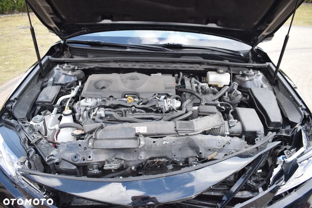 Toyota Camry 2.5 Hybrid Executive CVT - 11