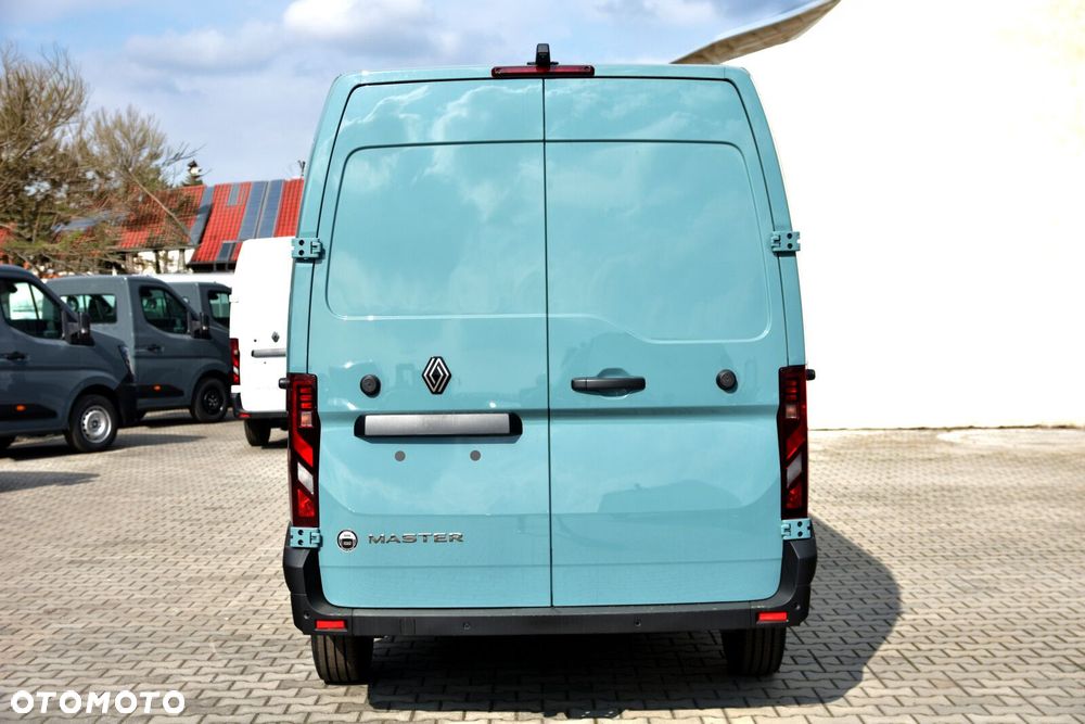 Renault Master Furgon L3H2 2.0 130KM - 6