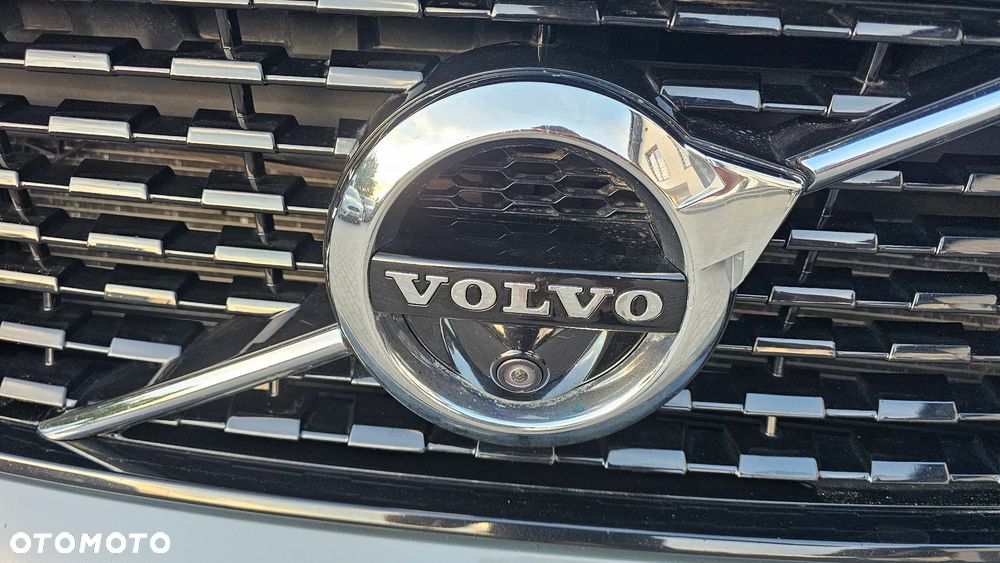 Volvo XC 40 B4 B AWD Geartronic RDesign - 15