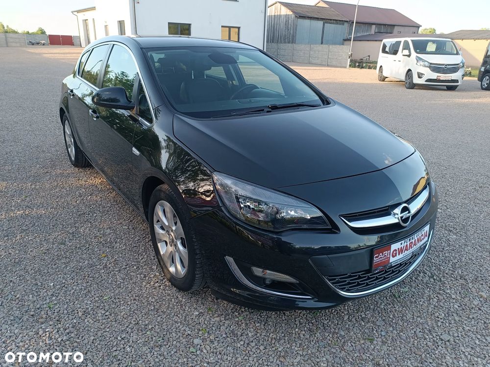 Opel Astra 1.7 CDTI Cosmo - 10