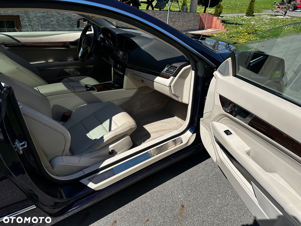 Mercedes-Benz Klasa E 400 - 11