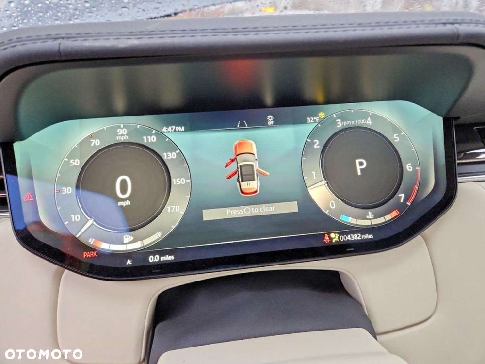 Land Rover Range Rover - 11