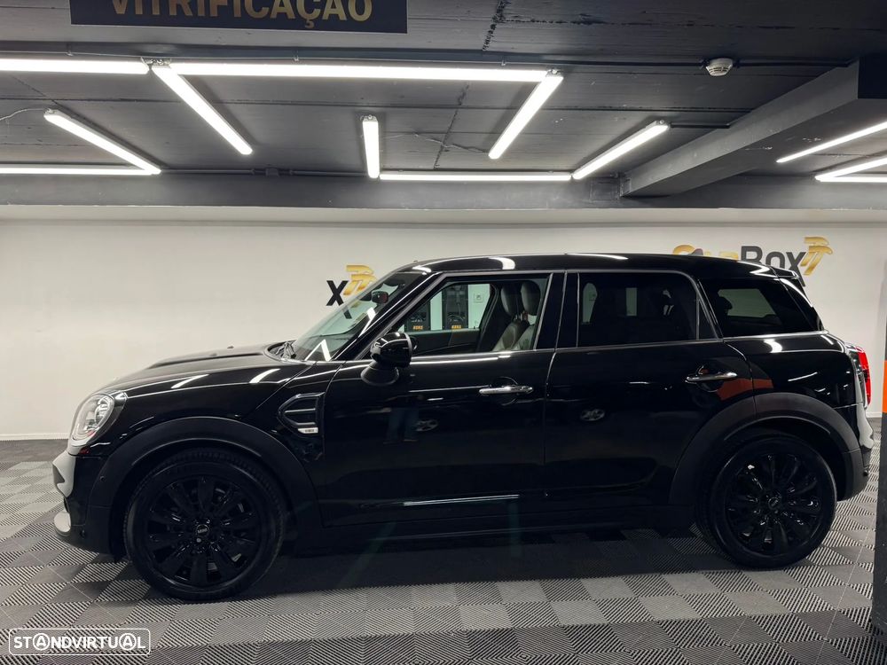 MINI Countryman Cooper D Auto - 10