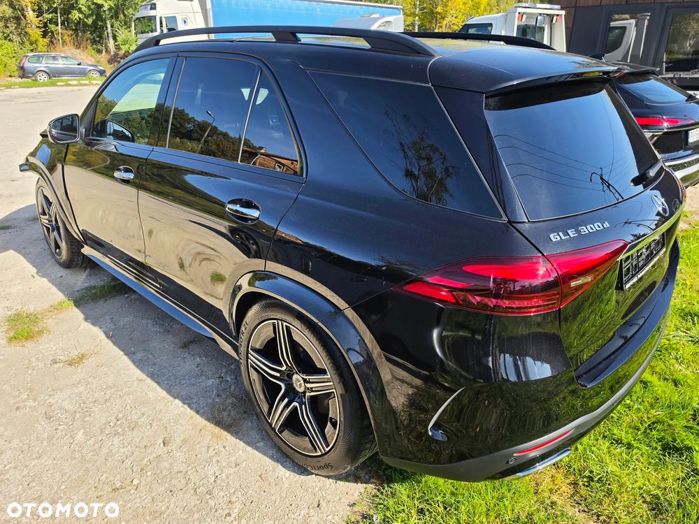 Mercedes-Benz GLE 300 d mHEV 4-Matic AMG Line - 8