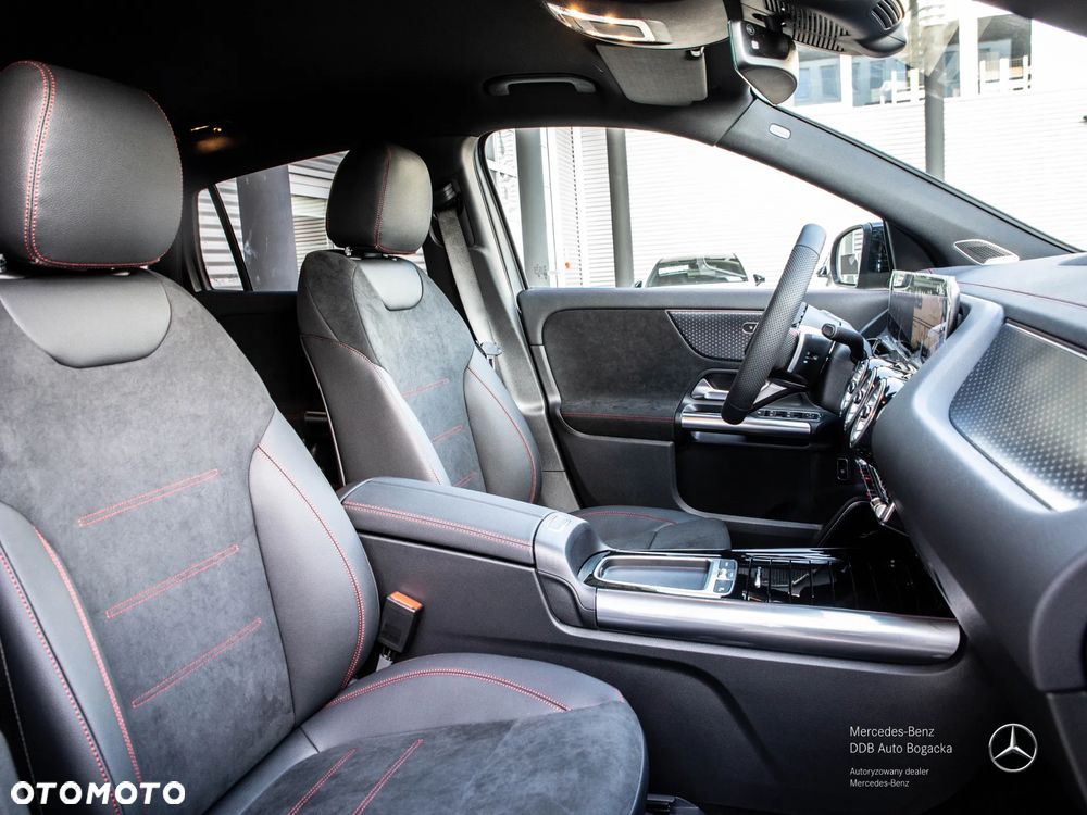 Mercedes-Benz EQA 250+ 70.5kWh AMG Line - 6