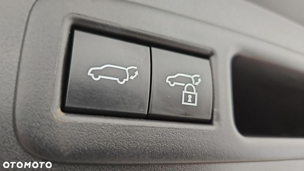 Lexus UX 250h GPF F Sport Design 2WD - 22