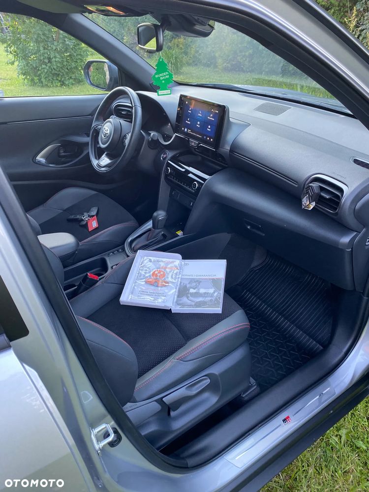 Toyota Yaris Cross Hybrid 1.5 GR Sport - 11