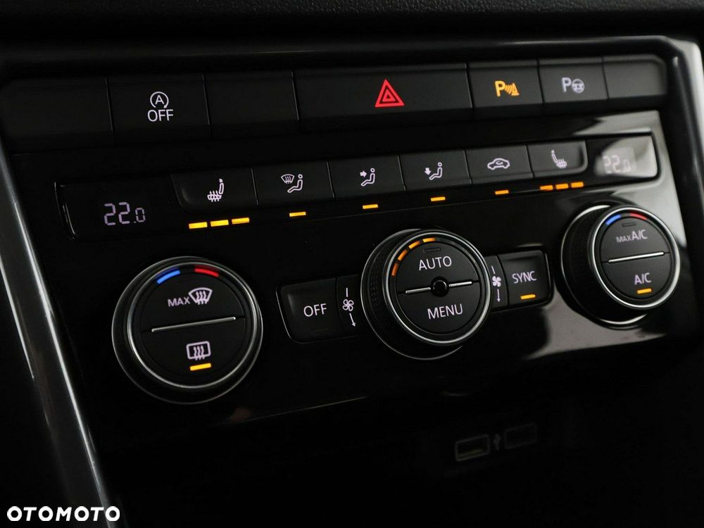 Volkswagen T-Roc 1.6 TDI SCR IQ.DRIVE - 30