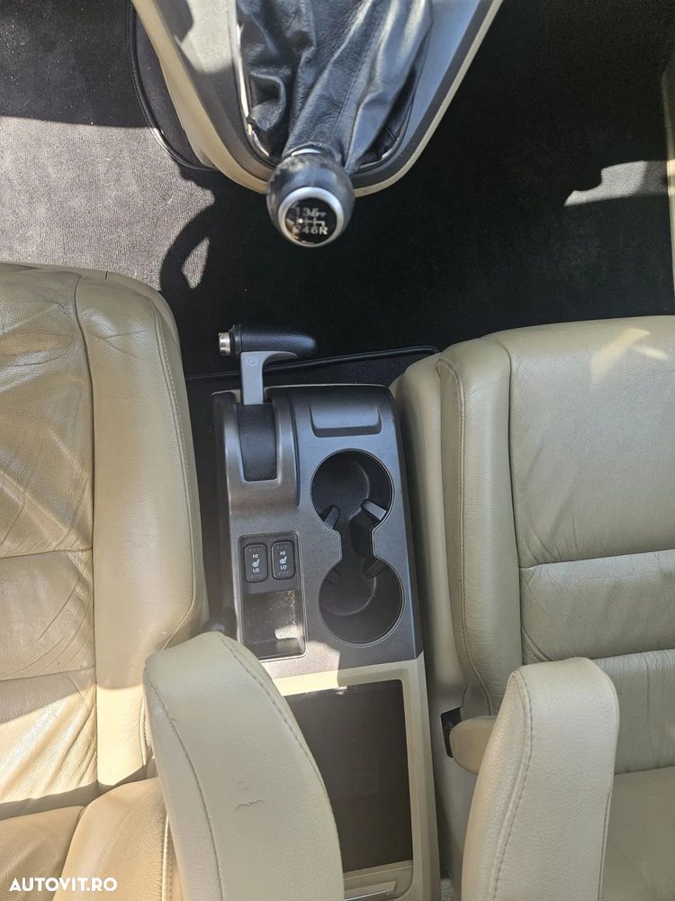 Honda CR-V 2.2 i-DTEC Executive - 3